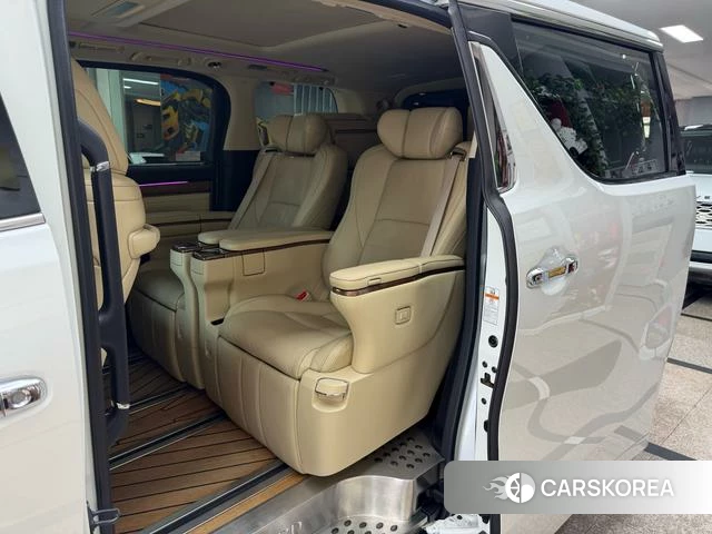 Toyota Elfa id 4208968 из Китая 40