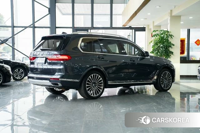 BMW X7 id 4217397 из Китая 40