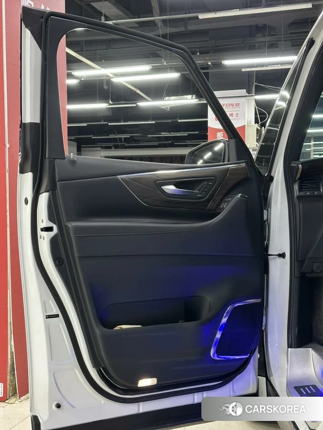 Toyota Wilfa id 4257184 из Китая 41