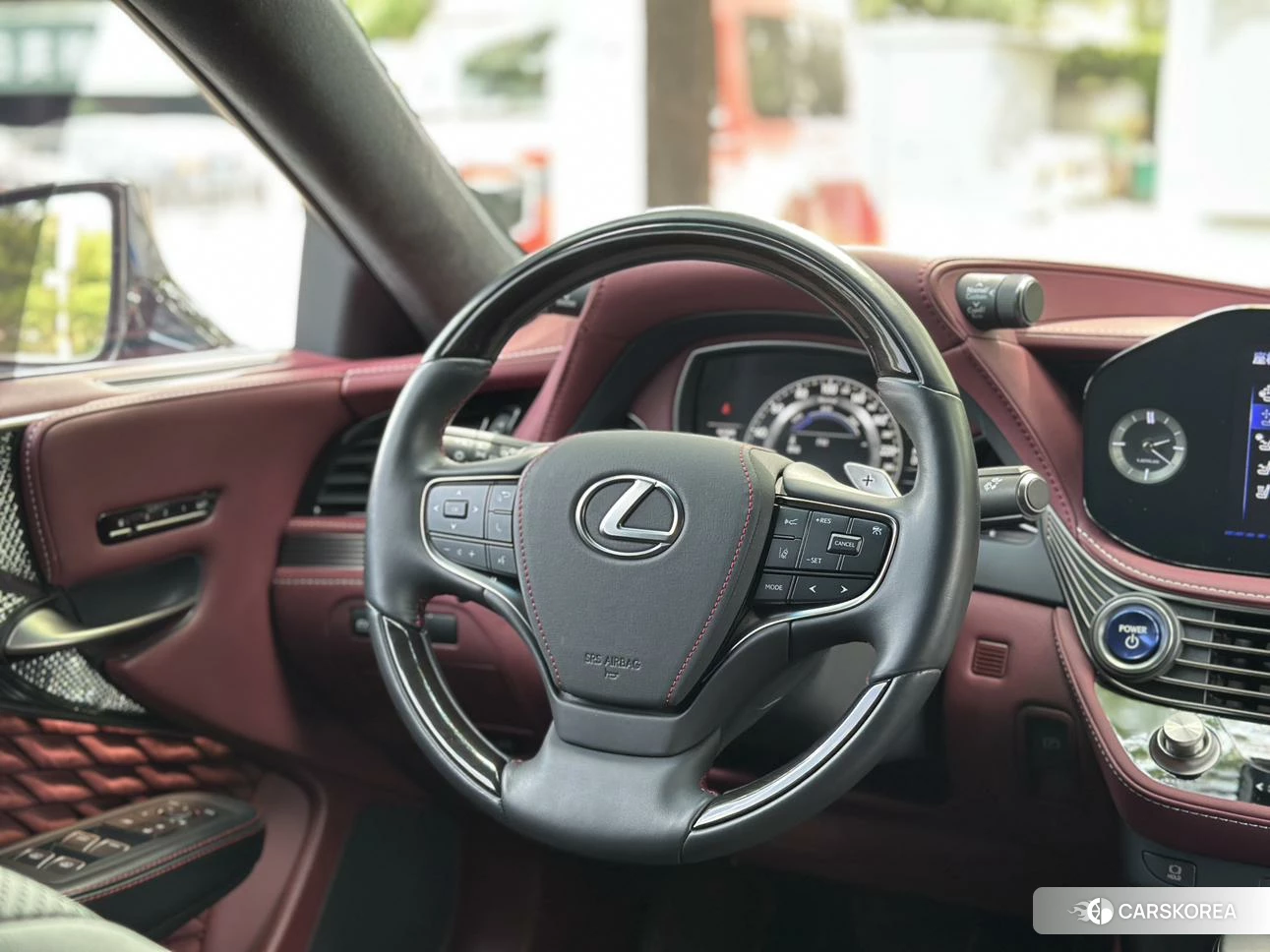 Lexus LS id 4420304 из Китая 41