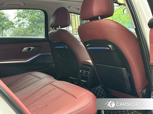 BMW 3 series id 4313790 из Китая 41