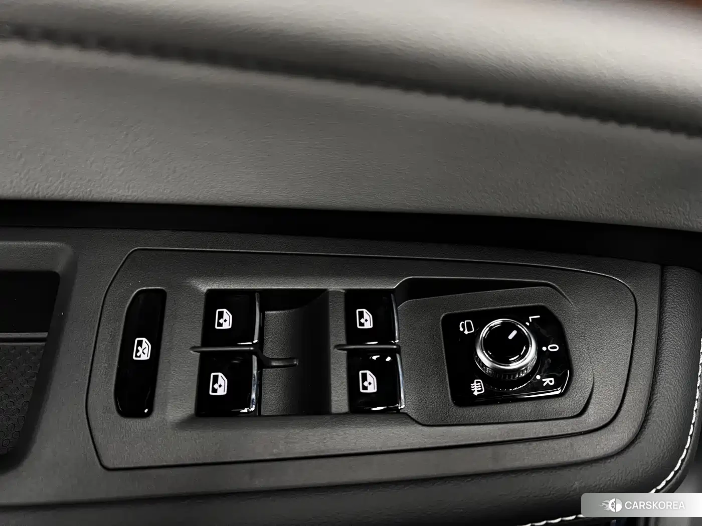 Volkswagen Touareg id 4644427 из Китая 42