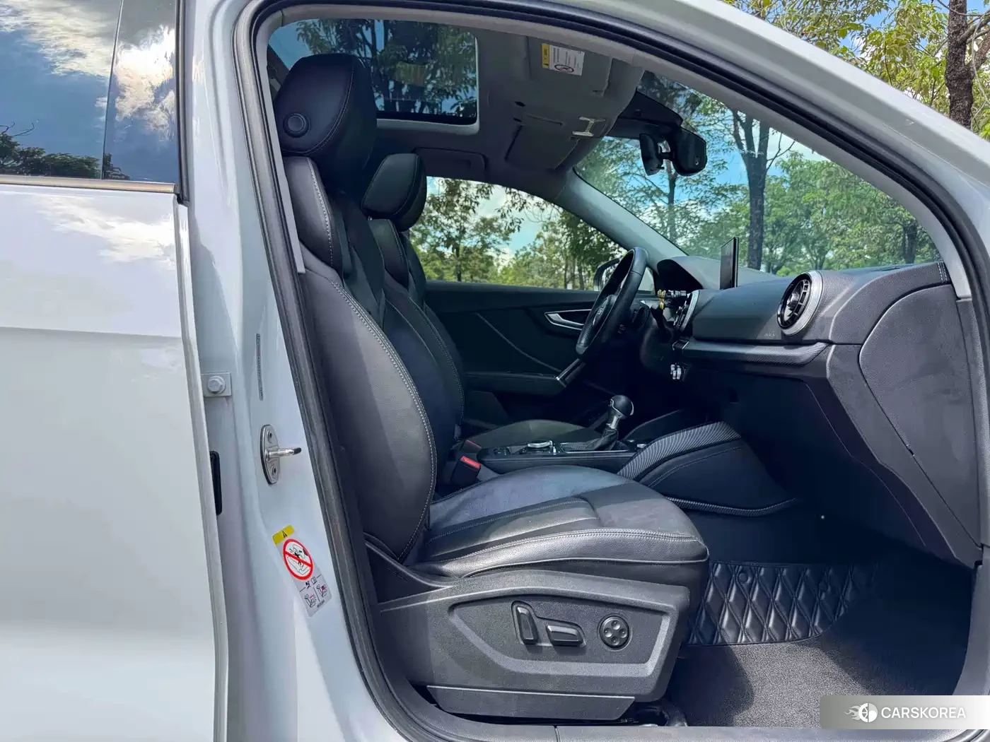 Audi Q2L id 4679870 из Китая 42