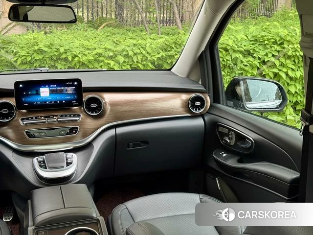 Mercedes-Benz V-class id 4387339 из Китая 42
