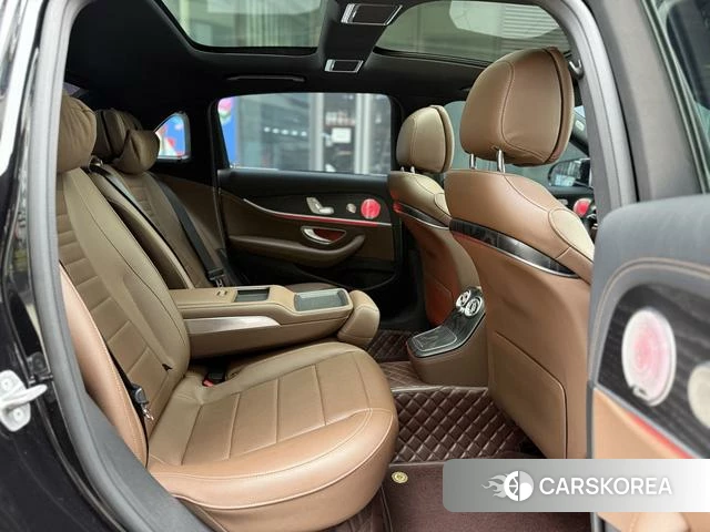 Mercedes-Benz E-class id 4260829 из Китая 42