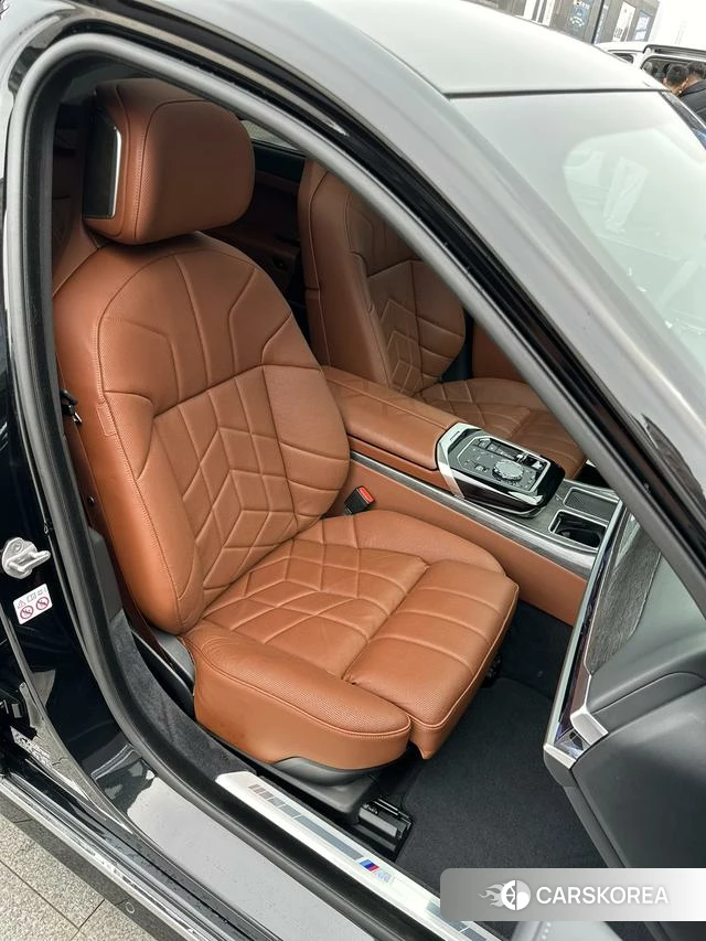 BMW 7 series id 4260552 из Китая 44
