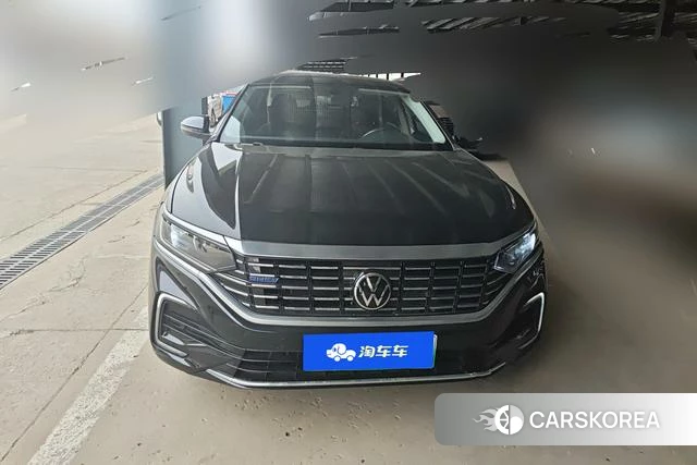 Volkswagen Passat PHEV id 4272271 из Китая 12