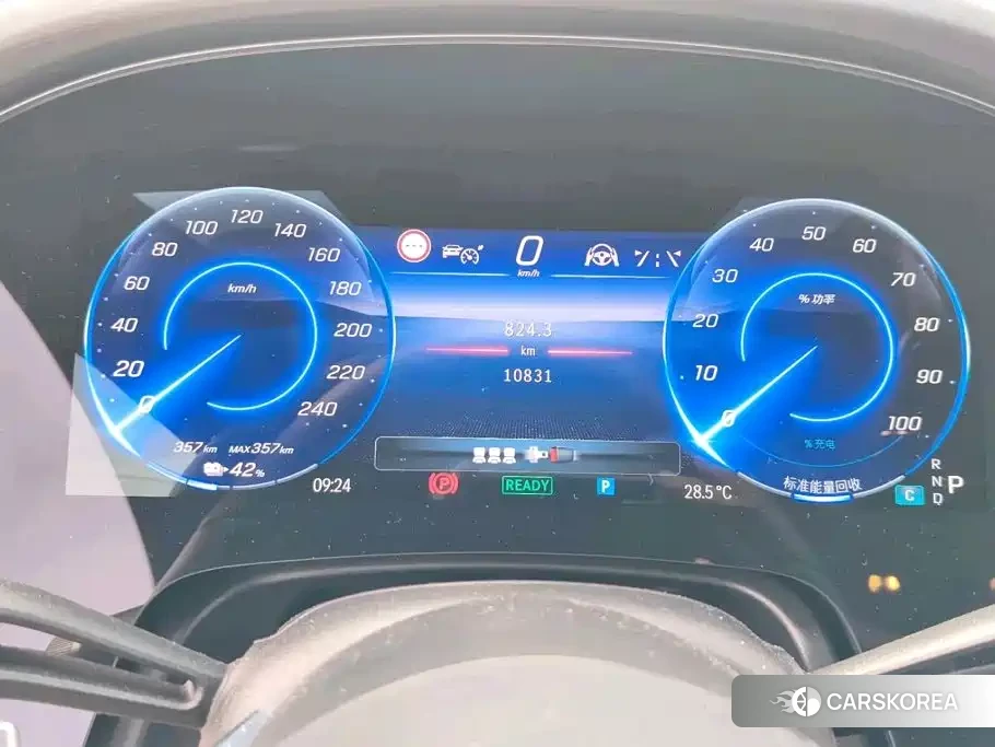 Mercedes-Benz EQS 2024 Silver/gray из Китая, фото 5