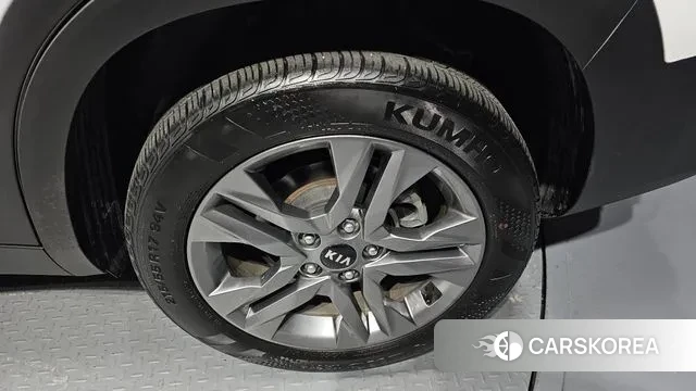 Kia Seltos id 3736081 из Кореи 15