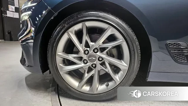 Genesis The New G70 id 3721387 из Кореи 15