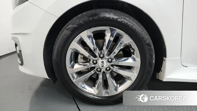 Kia All New Carnival id 4521028 из Кореи 33