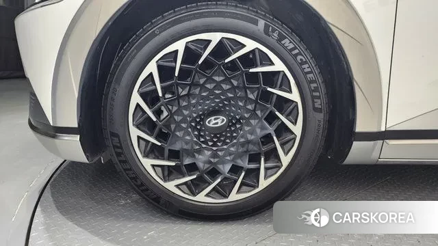 Hyundai Ionic 5 id 3100091 из Кореи 15