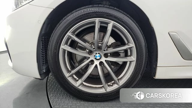 BMW 5 Series (G30) id 4746926 из Кореи 34