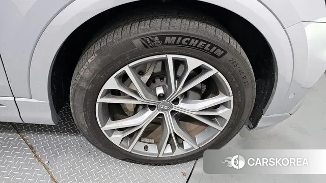 Audi Q8 (4M) id 2932258 из Кореи 15