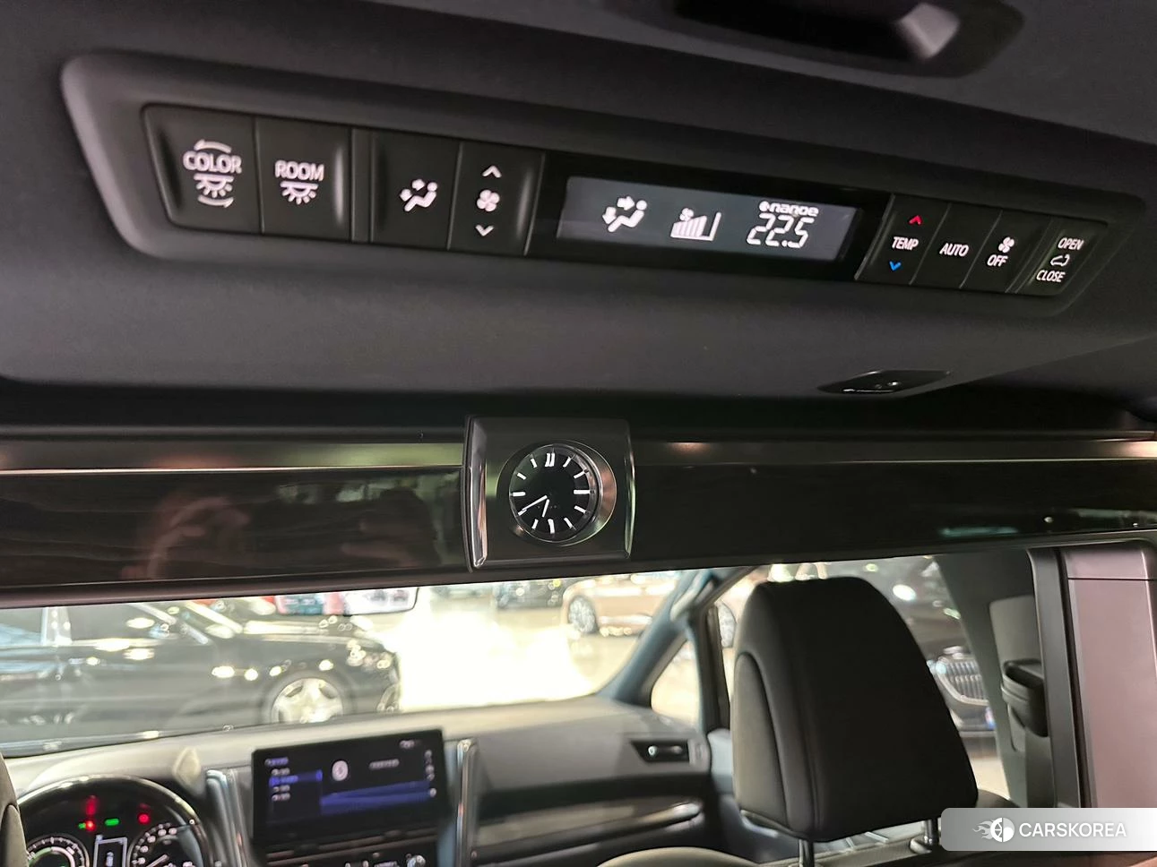 Lexus LM id 4504989 из Китая 19