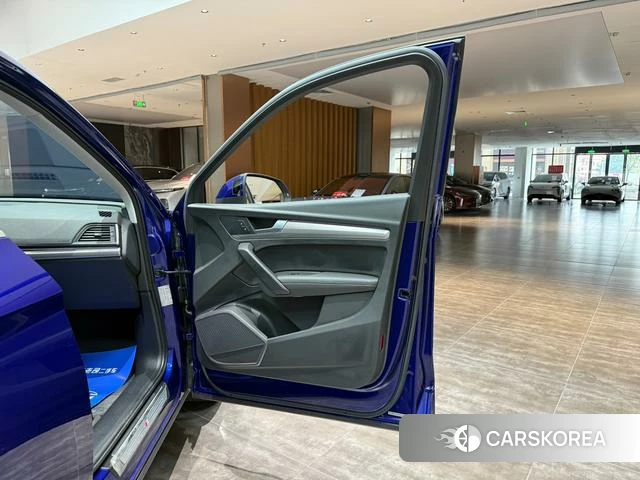 Audi Q5L id 4365651 из Китая 28