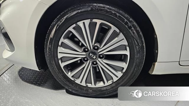 Kia K7 Premier Hybrid id 4196476 из Кореи 27