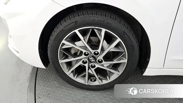 Hyundai The New Avante AD id 3233722 из Кореи 15