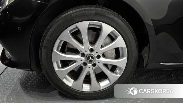 Mercedes-Benz E-Class W213 id 4304845 из Кореи 26