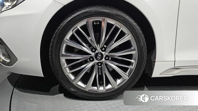 Hyundai Grandeur IG id 4447311 из Кореи 29