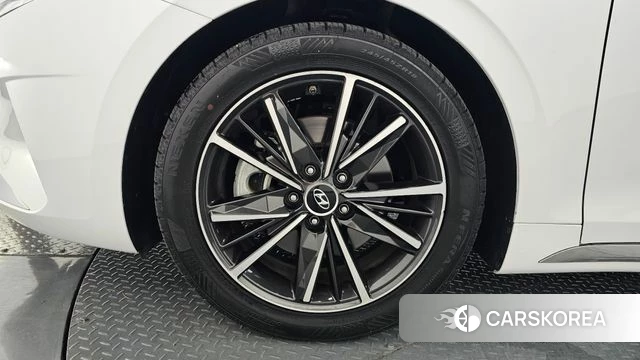 Hyundai The New Grandeur IG id 4415797 из Кореи 34