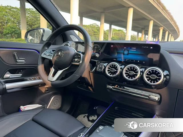 Mercedes-Benz GLA 2023 Белый из Китая, фото 6