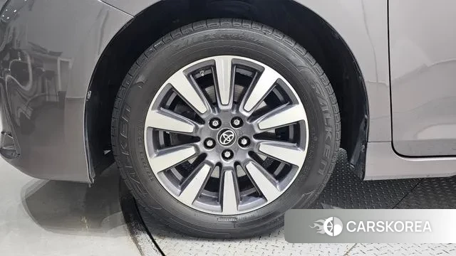 Toyota Sienna id 2976556 из Кореи 15