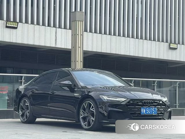 Audi A7L id 4276710 из Китая 12