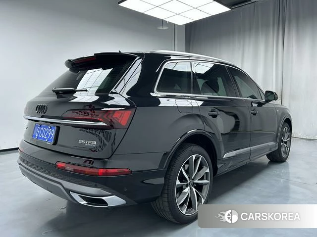 Audi Q7 id 4367519 из Китая 18