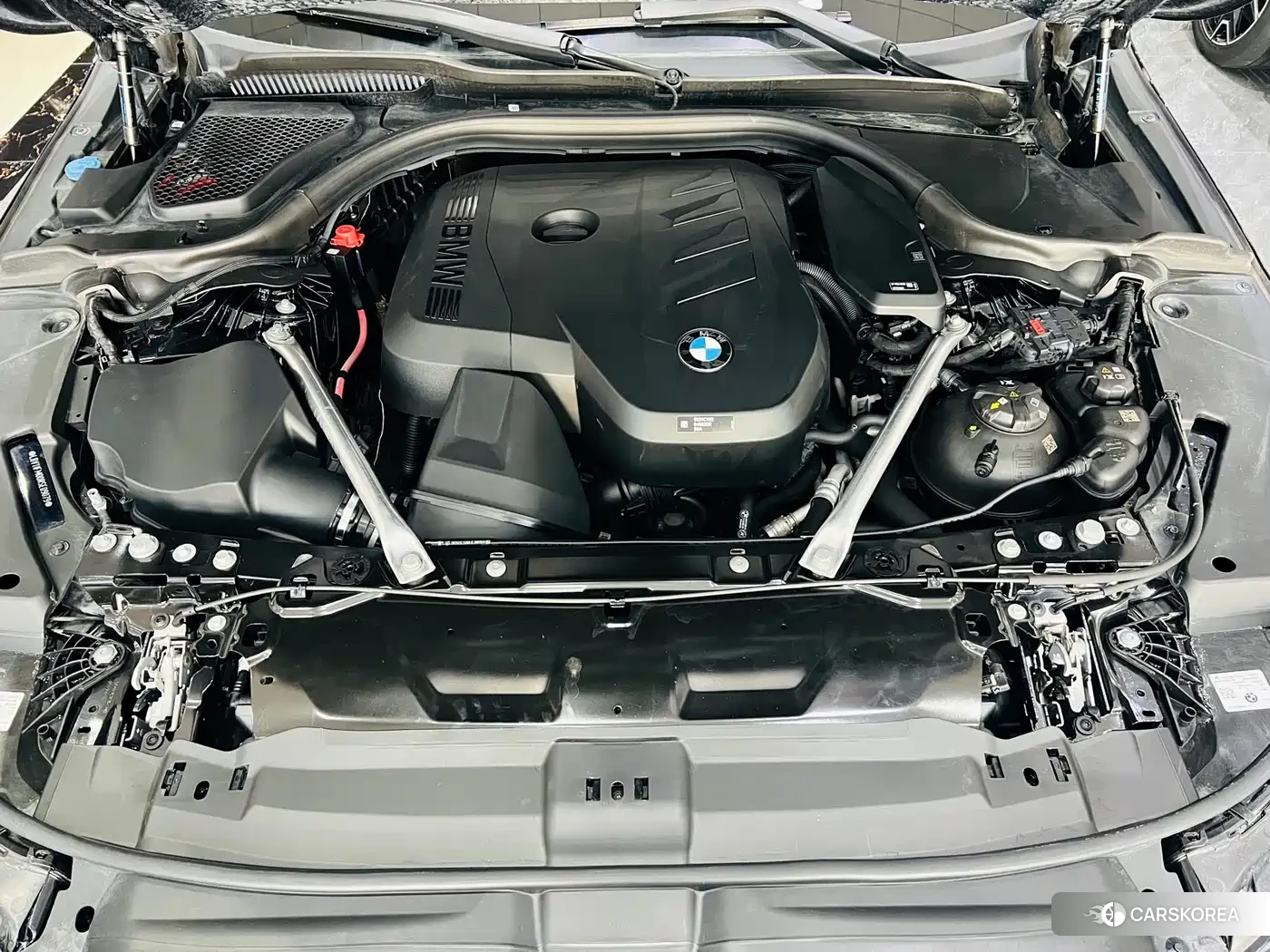 BMW 5 series 2024 Черный из Китая, фото 5