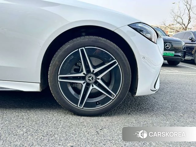 Mercedes-Benz Class C id 4256122 из Китая 17