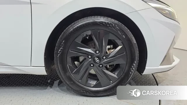 Hyundai Avante (CN7) id 3778220 из Кореи 15