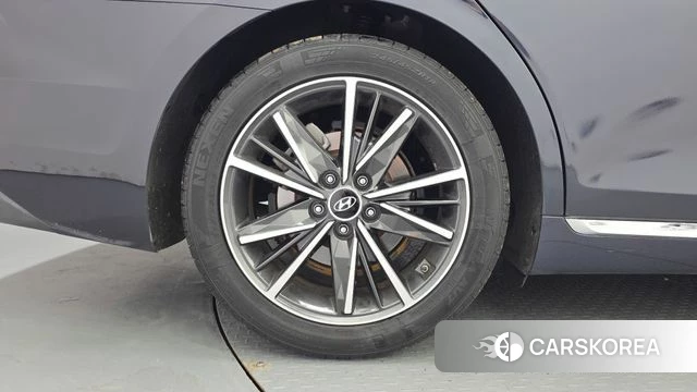 Hyundai The New Grandeur IG id 4708293 из Кореи 31