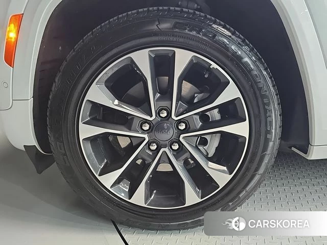 Jeep Grand Cherokee (WL) id 4469450 из Кореи 15