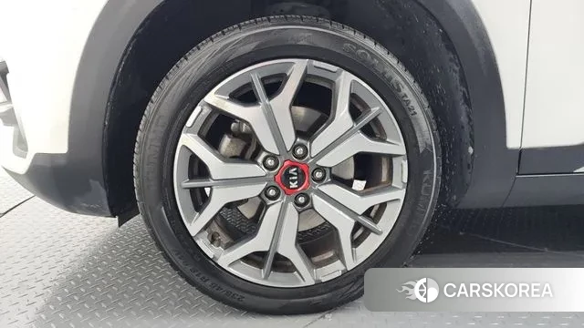 Kia Seltos id 3552053 из Кореи 15