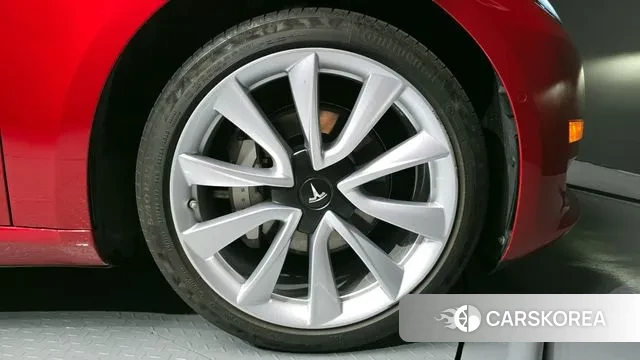 Tesla Model 3 id 2902388 из Кореи 15