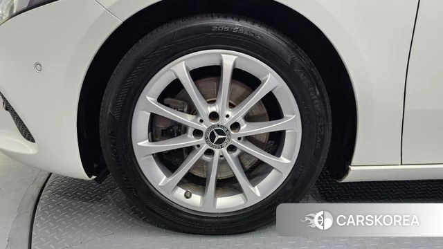Mercedes-Benz A-Class W177 id 4490160 из Кореи 15