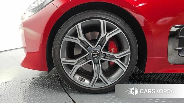Kia Stinger id 4582036 из Кореи 15