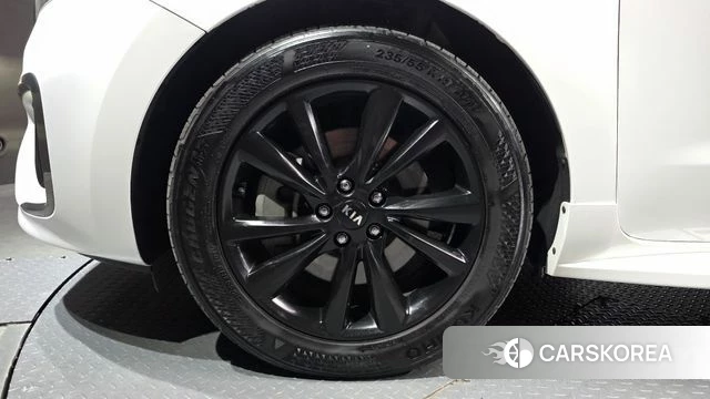 Kia The New Carnival id 3924930 из Кореи 15