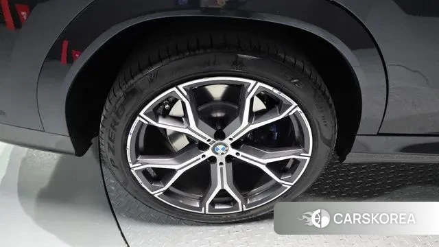 BMW X6 (G06) id 3428126 из Кореи 15