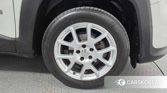 Jeep Renegade id 3866683 из Кореи 15