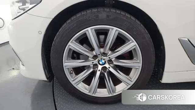 BMW 5 Series (G30) id 3499893 из Кореи 15