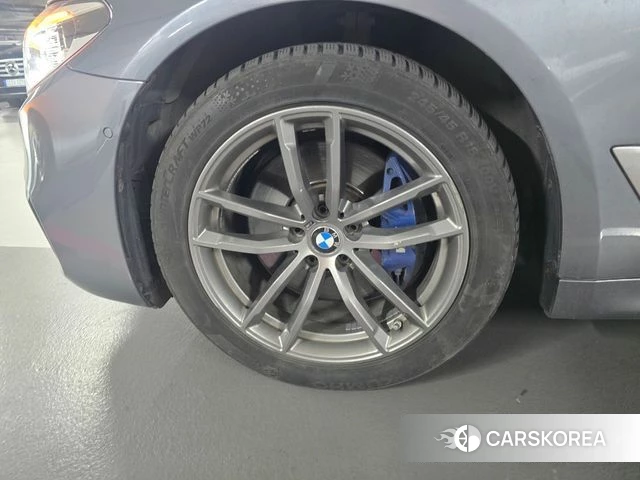 BMW 5 Series (G30) id 3835020 из Кореи 11