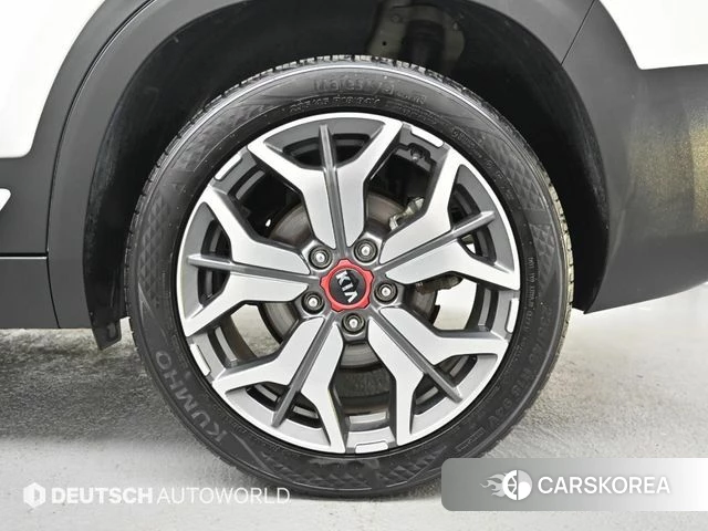 Kia Seltos id 4202809 из Кореи 15