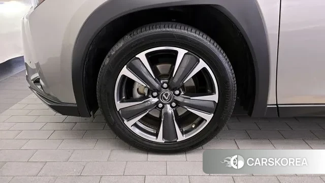 Lexus UX250h id 3055378 из Кореи 15