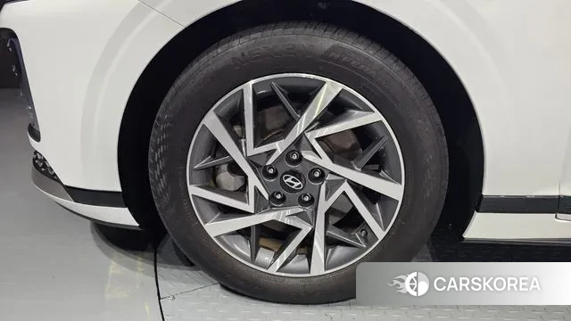 Hyundai Grandeur (GN7) id 3120097 из Кореи 15