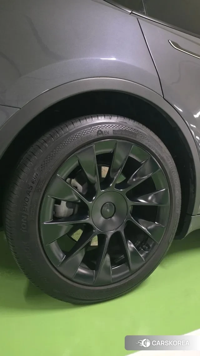 Tesla Model Y id 3519186 из Кореи 10