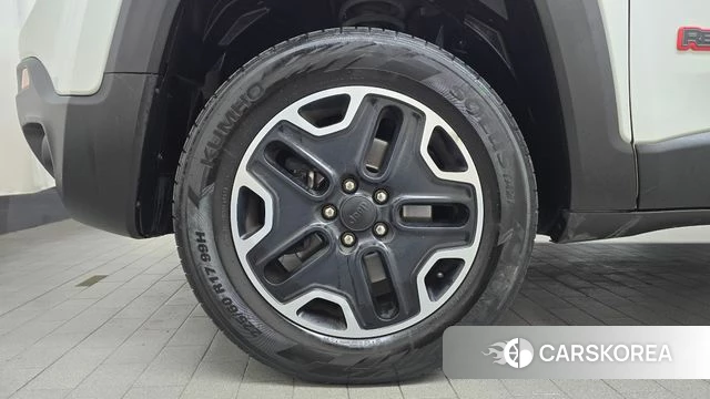 Jeep Renegade id 4345474 из Кореи 15