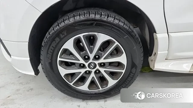 Hyundai The New Grand Starex id 3535926 из Кореи 13