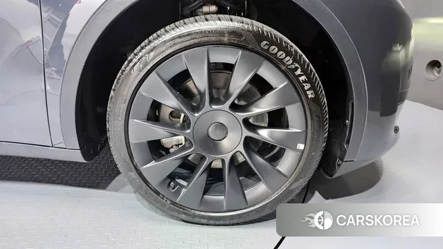 Tesla Model Y id 3419974 из Кореи 15